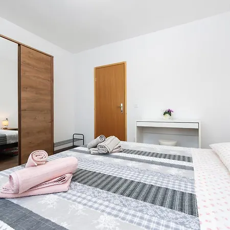 Comfort Valbruna Apartment *