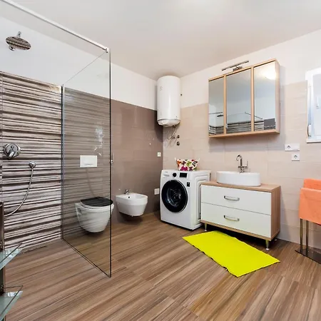 Comfort Valbruna Apartment *