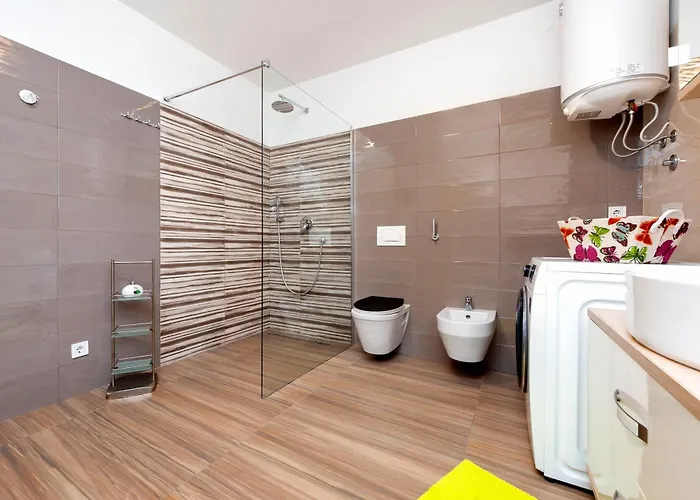 Appartamento Comfort Valbruna By Irundo